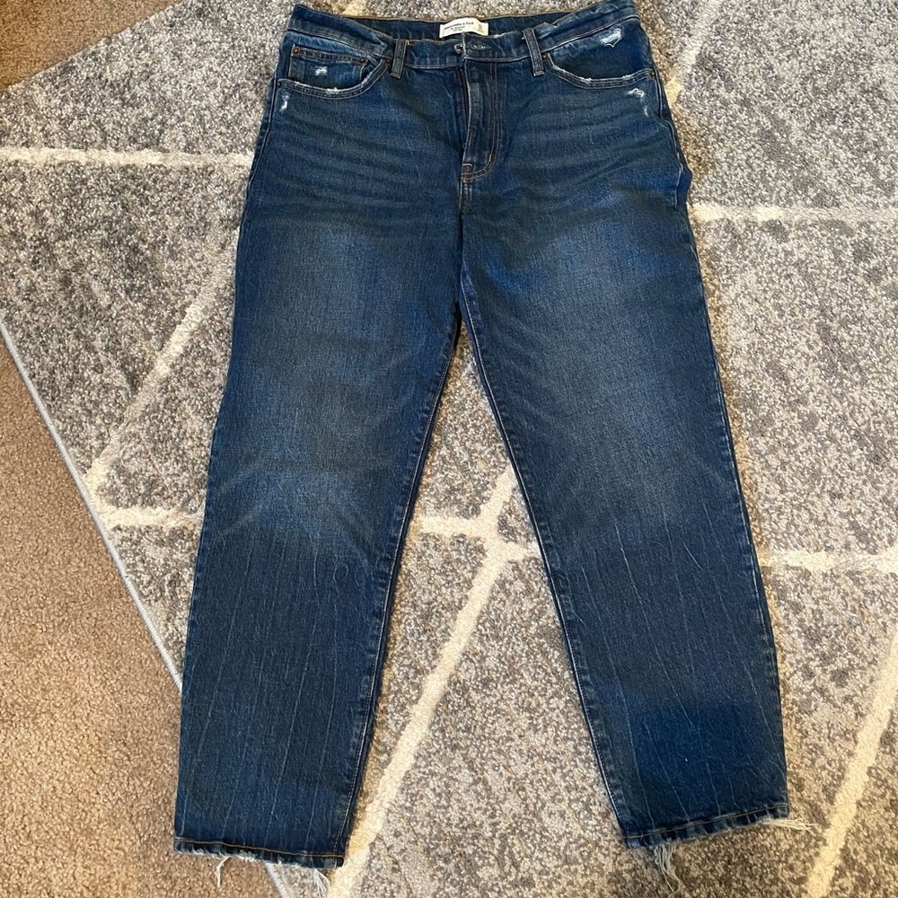 Abercrombie & Fitch Mid-rise boyfriend jeans